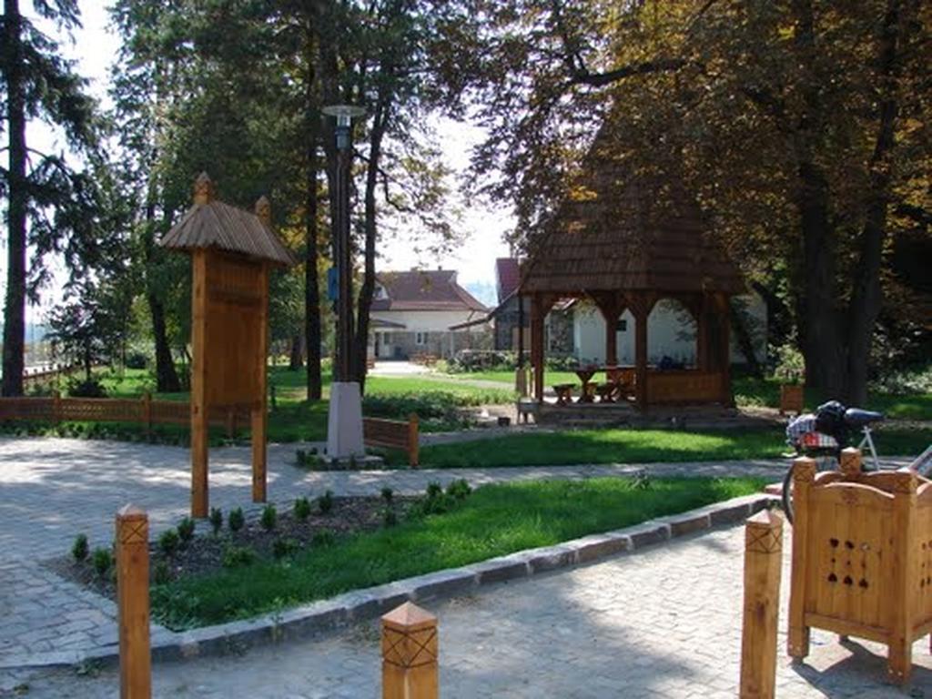 Отель Betty Panzio Меркуря-Чук Экстерьер фото